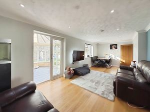 Photo 10- click for photo gallery